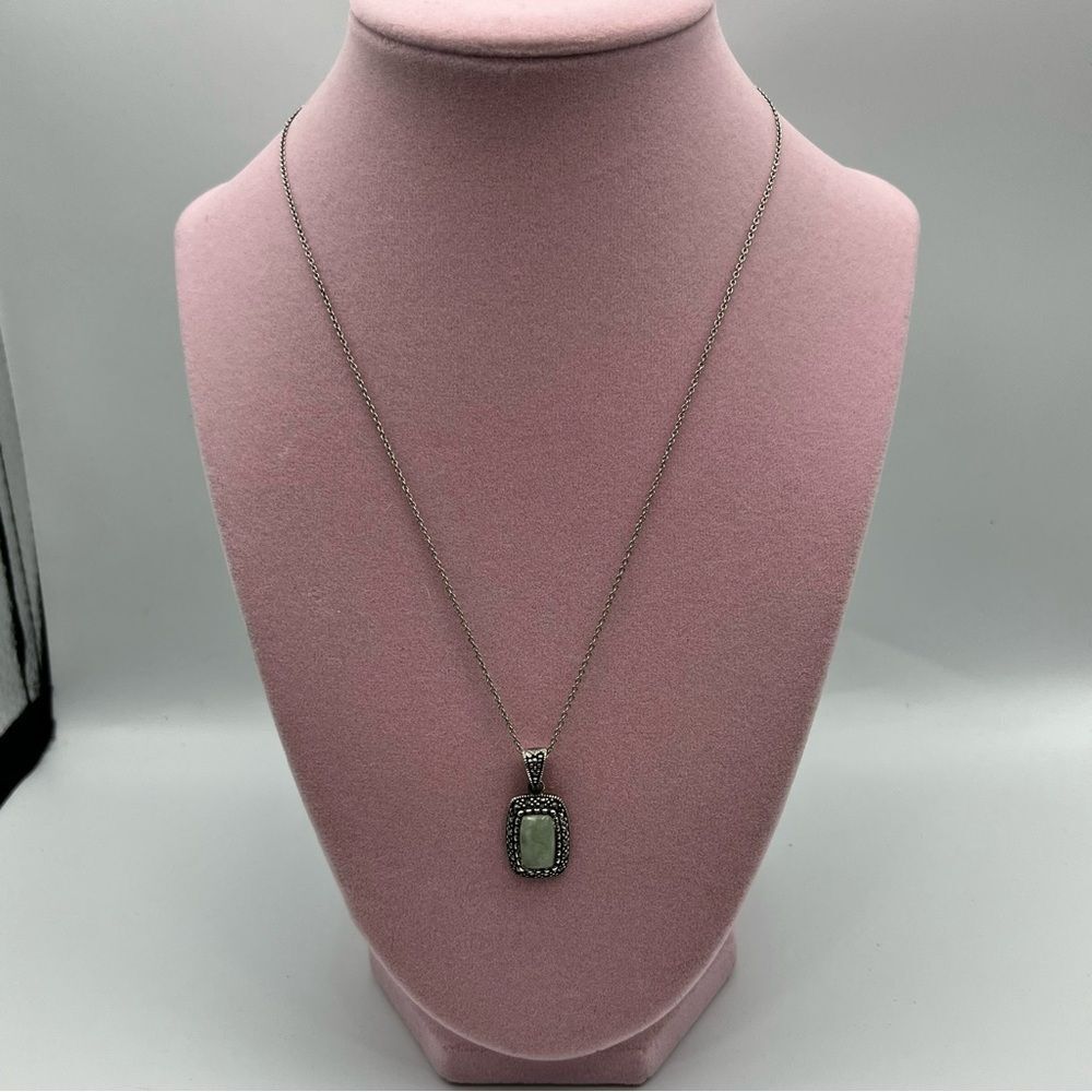 Green jade and sterling Silver Necklace with marcasite Elegant Design